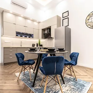 Assea Elegant With 2 Bedroom In Downtown Budapeszt